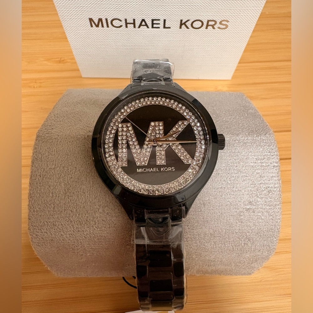 Michael Kors Aspyn Pavé Logo Black-Tone Watch